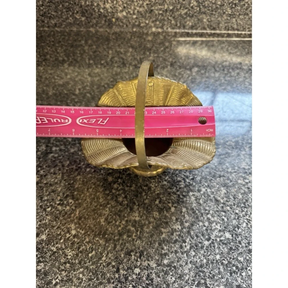 Vintage Brass Basket with handle Round‎ Base